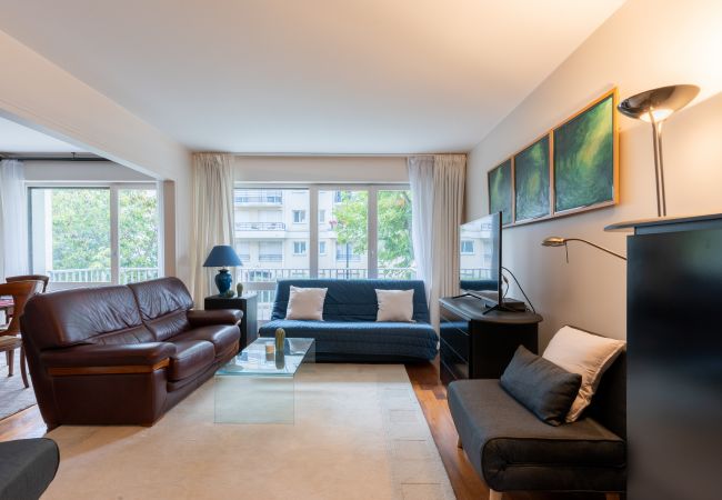  à Courbevoie - NORMANDIE #74 - Bel appartement - 5min LA DEFENSE