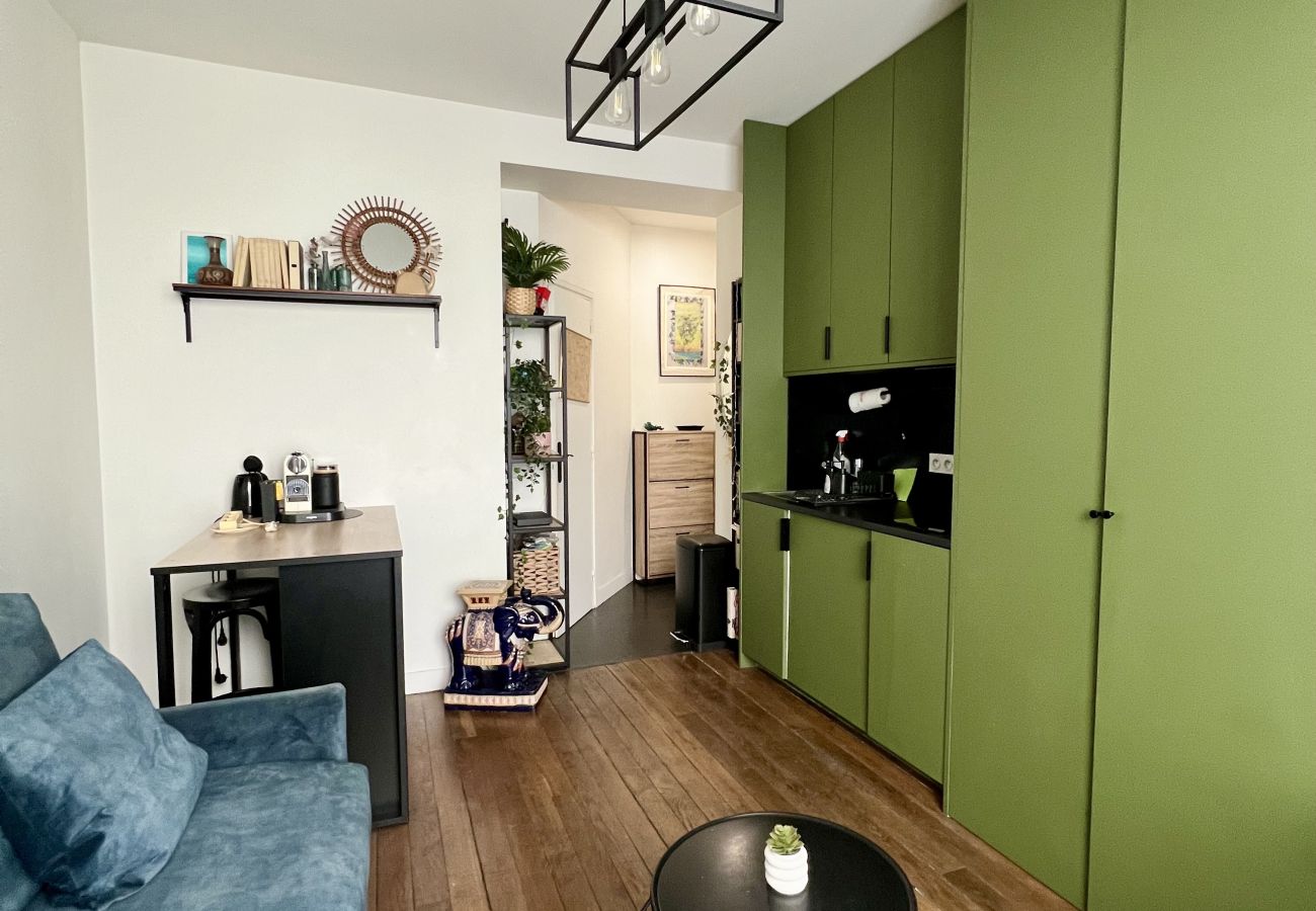 Studio à Paris - Escapade Parisienne : Studio chaleureux dans le 11